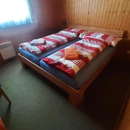 Haus Sandra Fiesch Eksteriør billede